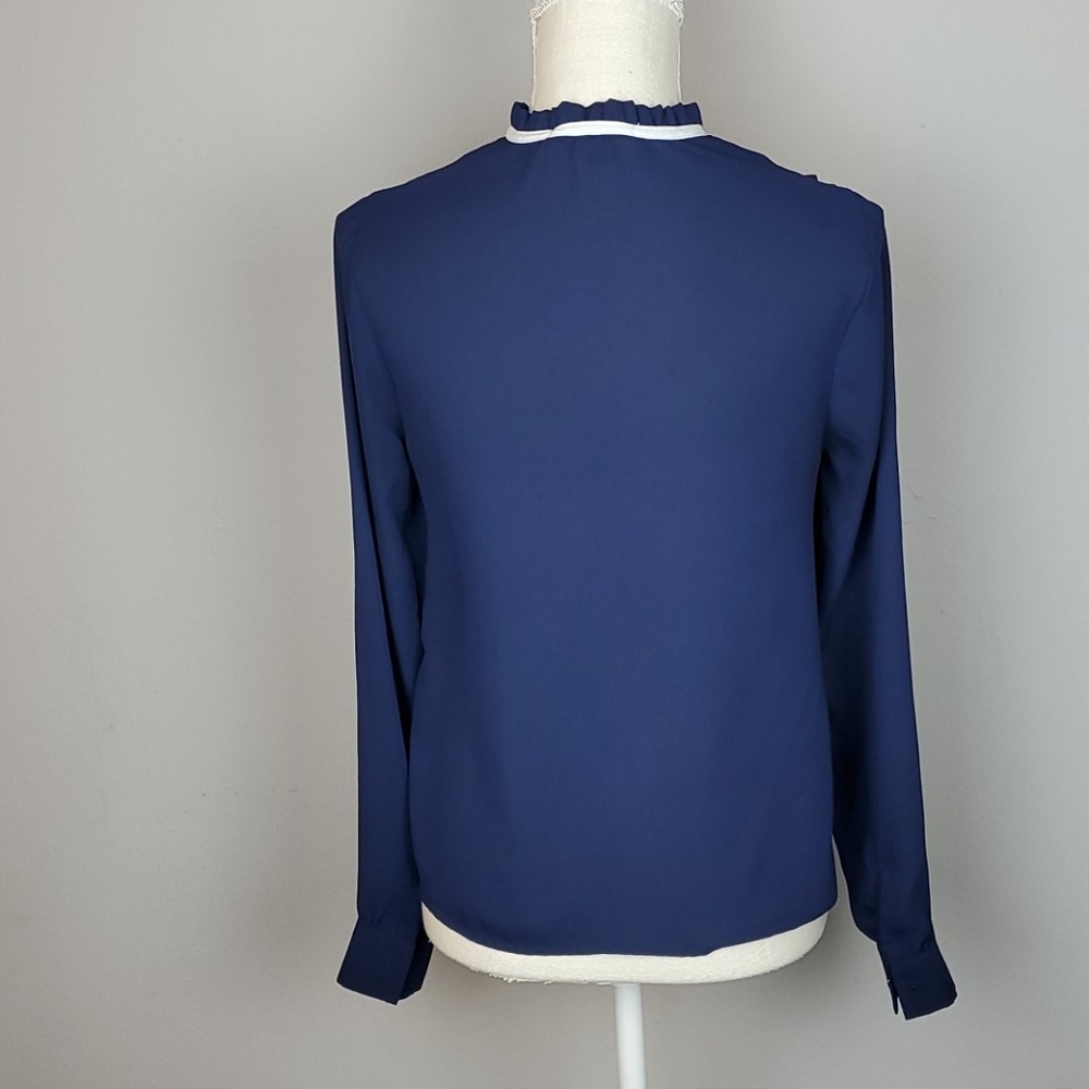 Forever 21 Top - Picture 2 of 2